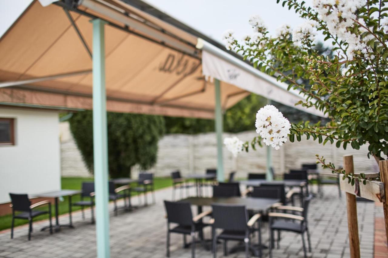 Aquasol Resort Mosonmagyaróvár Εξωτερικό φωτογραφία