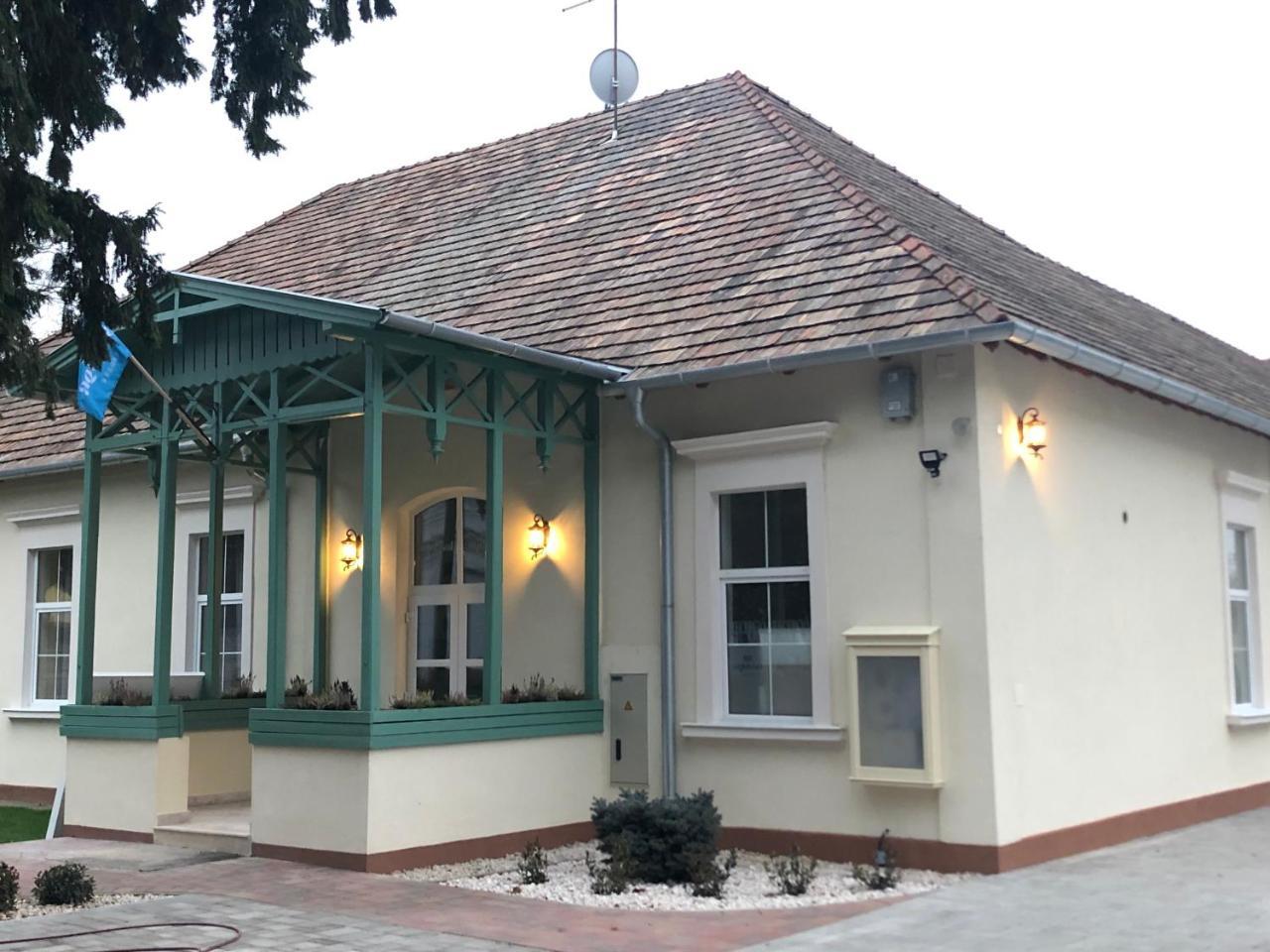 Aquasol Resort Mosonmagyaróvár Εξωτερικό φωτογραφία