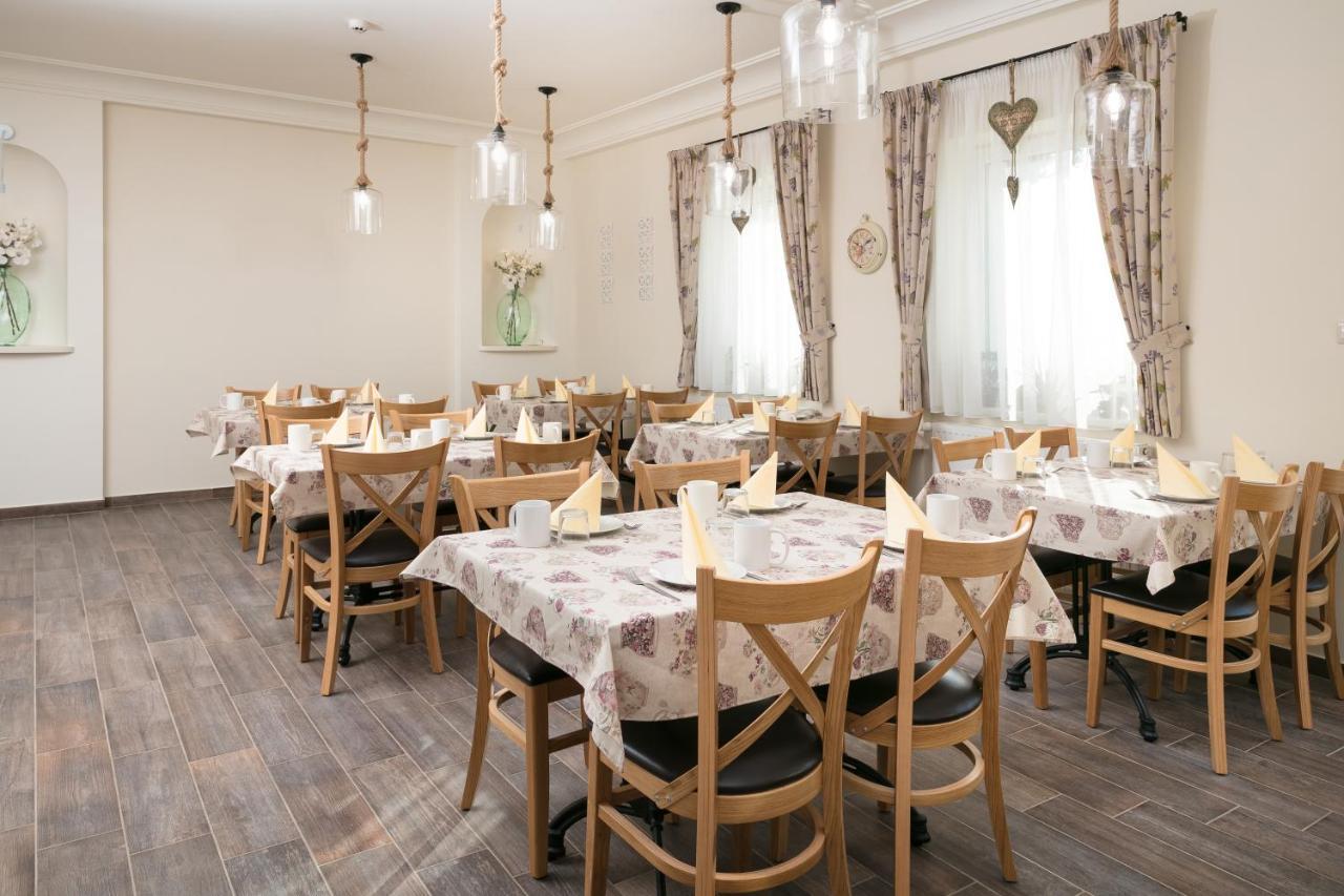 Aquasol Resort Mosonmagyaróvár Εξωτερικό φωτογραφία